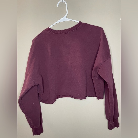 Hollister New York City Burgundy Cropped Sweatshirt Size S - Picture 3 of 3